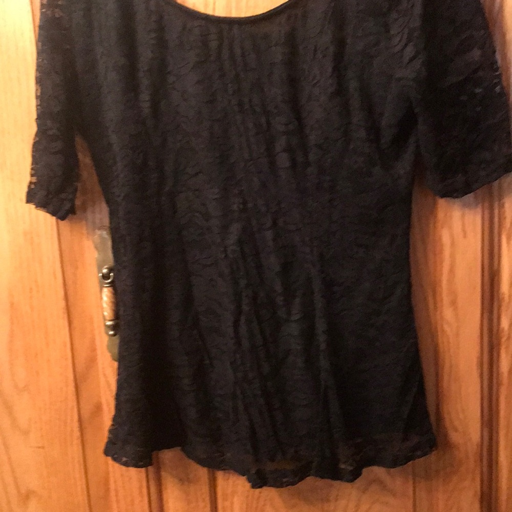 Ladies lace short sleeve top